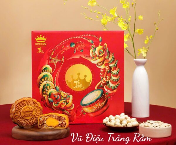 HỘP BÁNH VŨ ĐIỆU TRĂNG RẰM